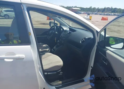 2013 Mazda Mazda5 Touring z USA, uszkodzony, nr VIN JM1CW2CL8D0153437